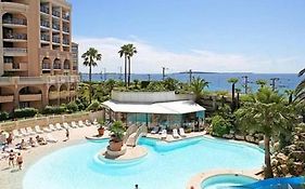Appartamento In Riva Al Mare A Cannes
